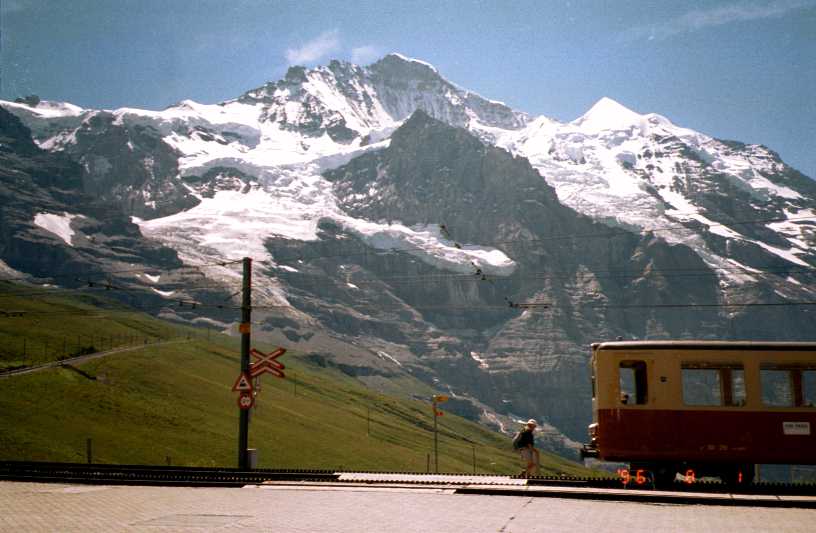 swiss005.jpg(48857 byte)